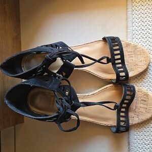 Dolce Vita Cork wedge 9.5 Black Suede Cut Lace Tie Gladiator Prom Whimsy Boho